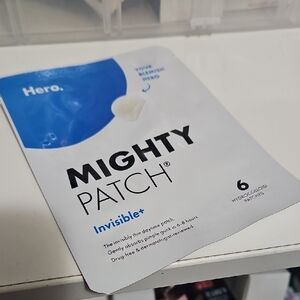 HERO MIGHTY PATCH INVISIBLE